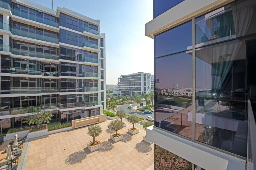 Lovely 1bedroom Damac Hills Surrounded By Apartment Dubai
