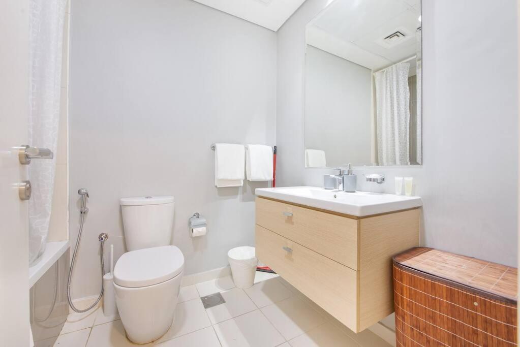 Apartment Lovely 1bedroom Damac Hills Surrounded By *
