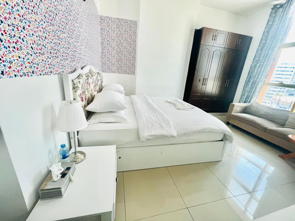 Private In 2br Dubai