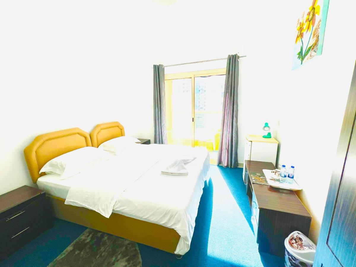 Homestay Private In 2br Dubai