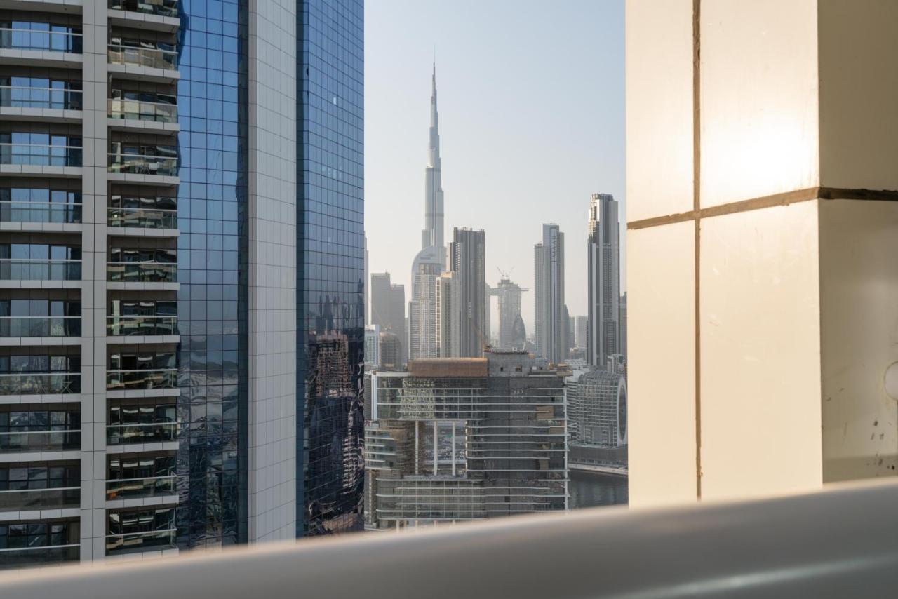 Lux Bnb Paramount Tower I Burj Views Apartment *