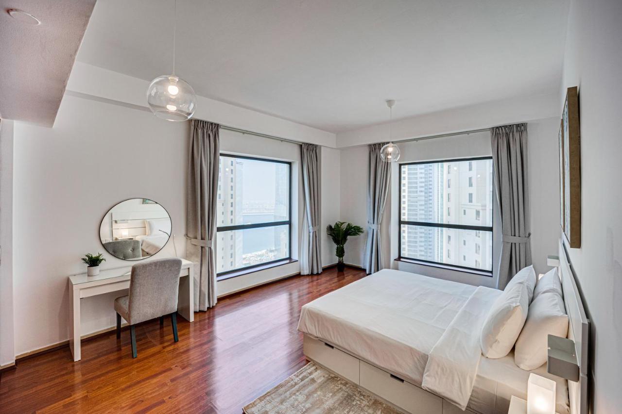 Apartment Cozy 2 Bd In Bahar Jbr 24 Floor Dubai