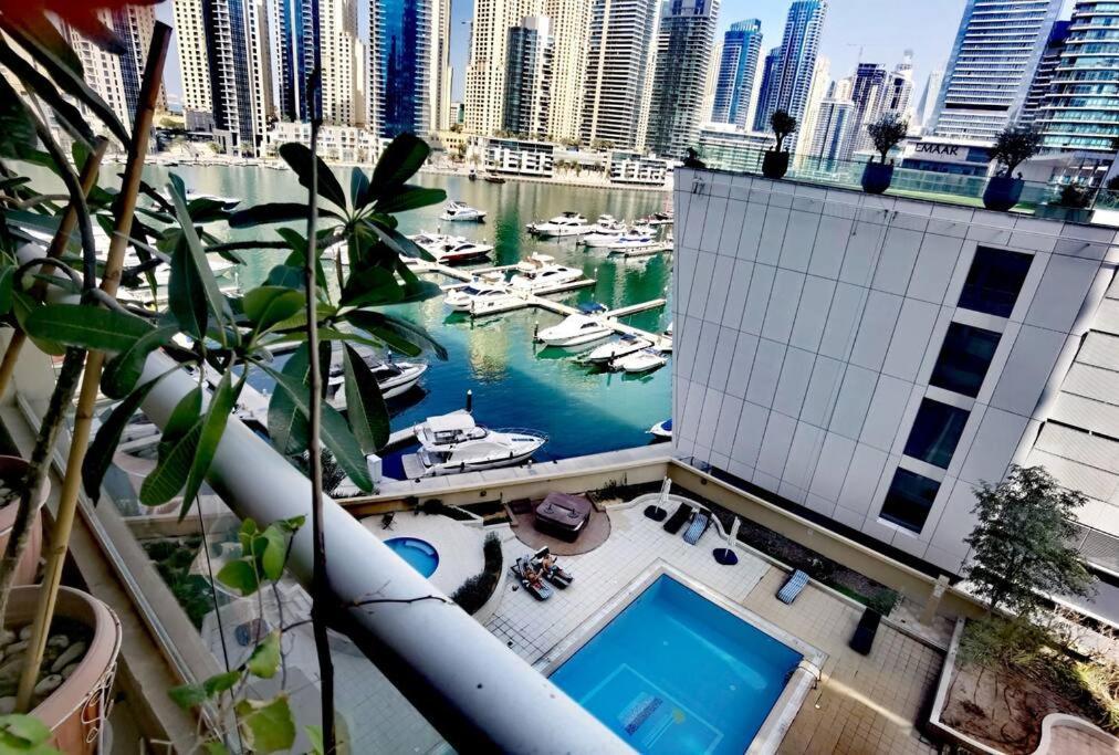 Marina View, 3 Min Walk To Metro And Beach Plus Free One Hour Boat Trip