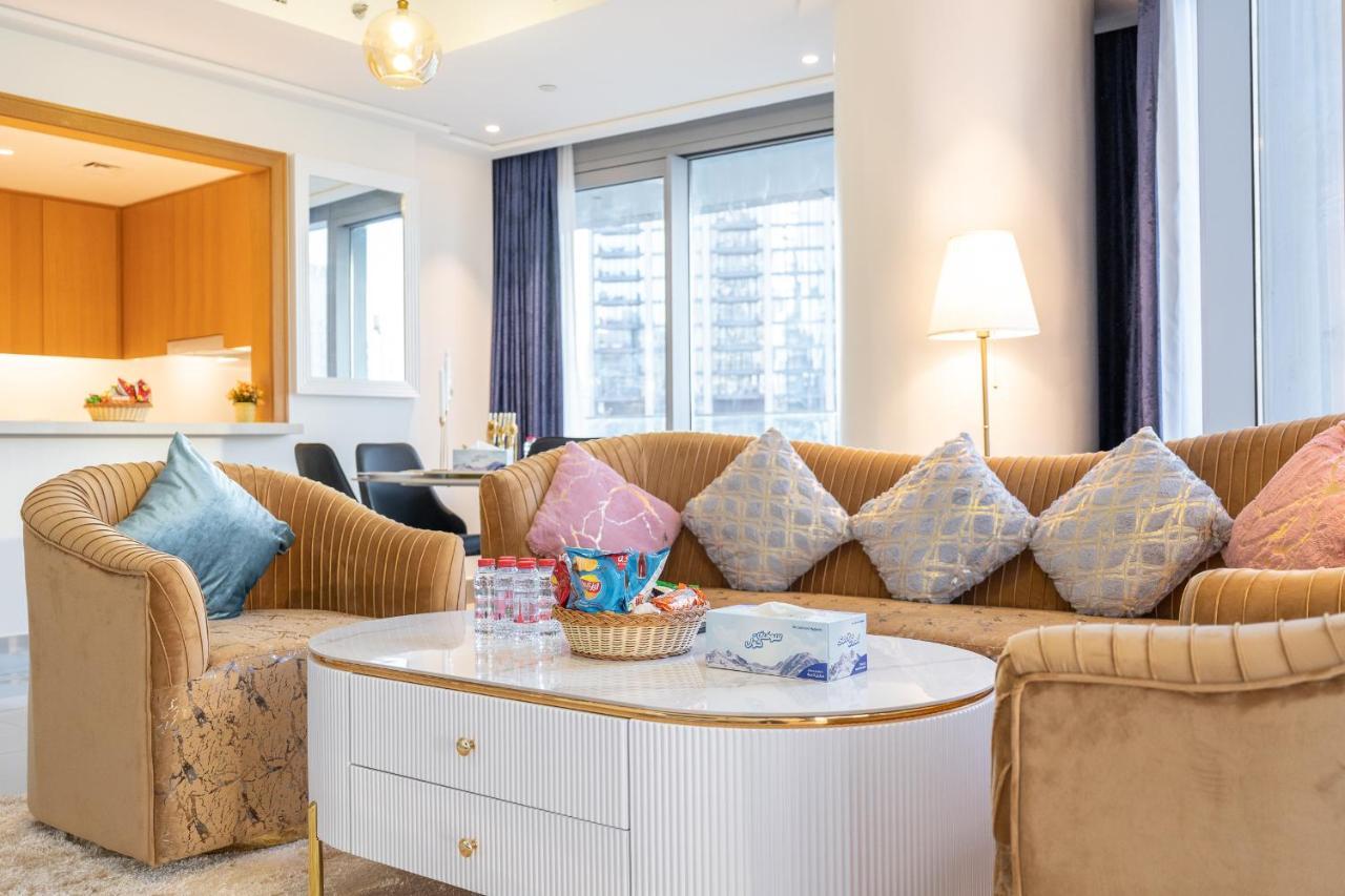 Trinity Homes - Opera Grand Downtown Apartment *