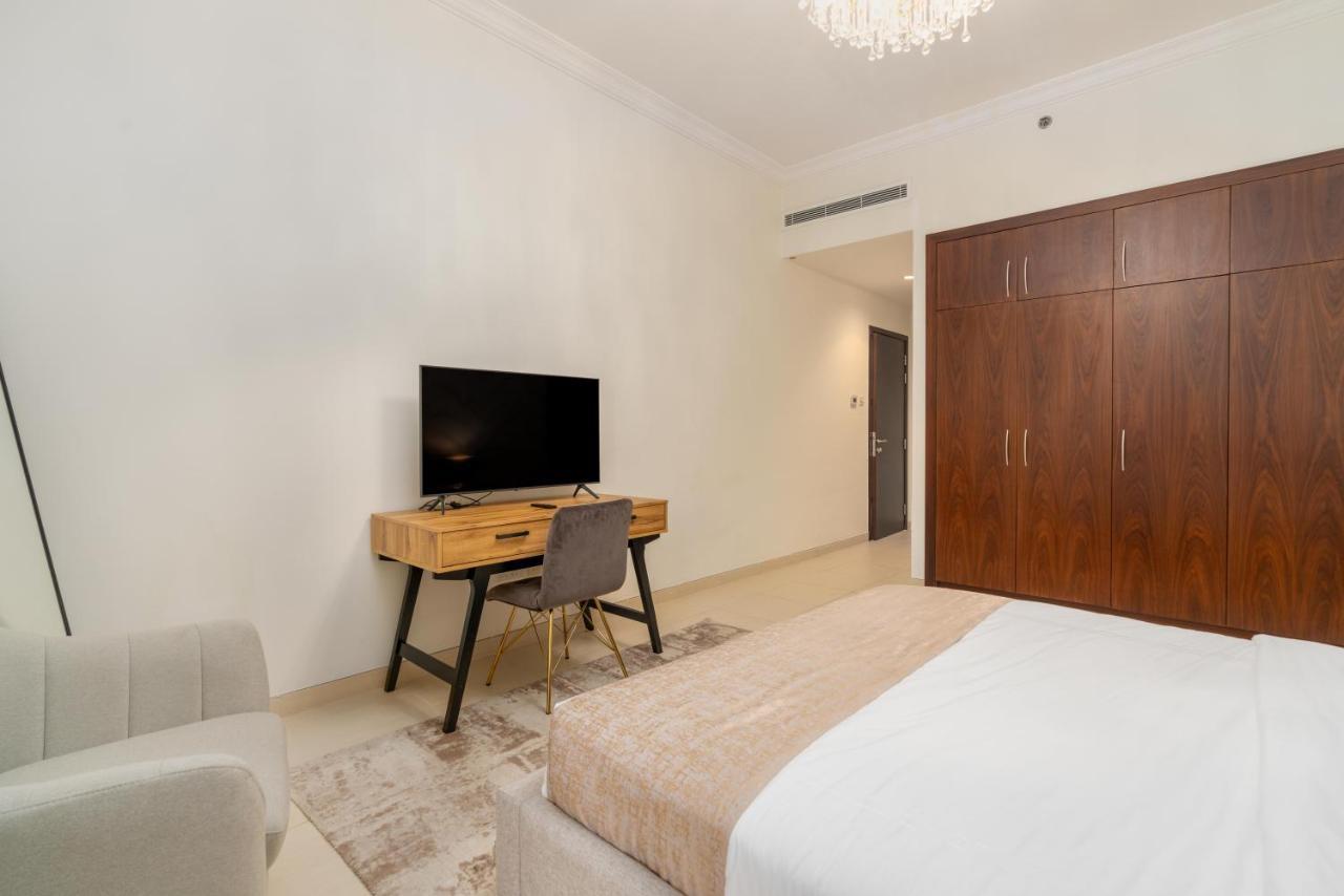 Apartment Globalstay At Palm Jumeirah Beachfront Paradise With Pool And Gym *