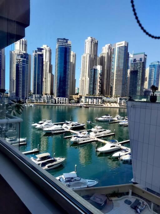 Apartment Marina View, 3 Min Walk To Metro And Beach Plus Free One Hour Boat Trip Dubai