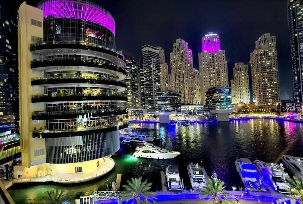 Apartment Marina View, 3 Min Walk To Metro And Beach Plus Free One Hour Boat Trip Dubai