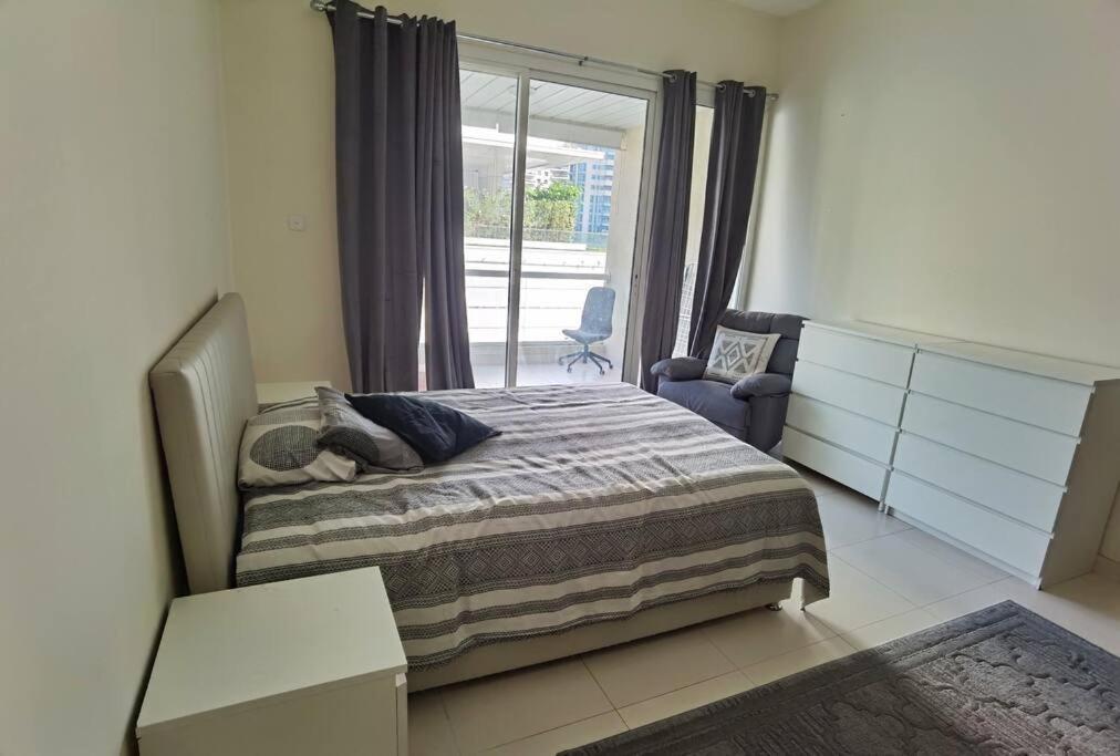 Marina View, 3 Min Walk To Metro And Beach Plus Free One Hour Boat Trip