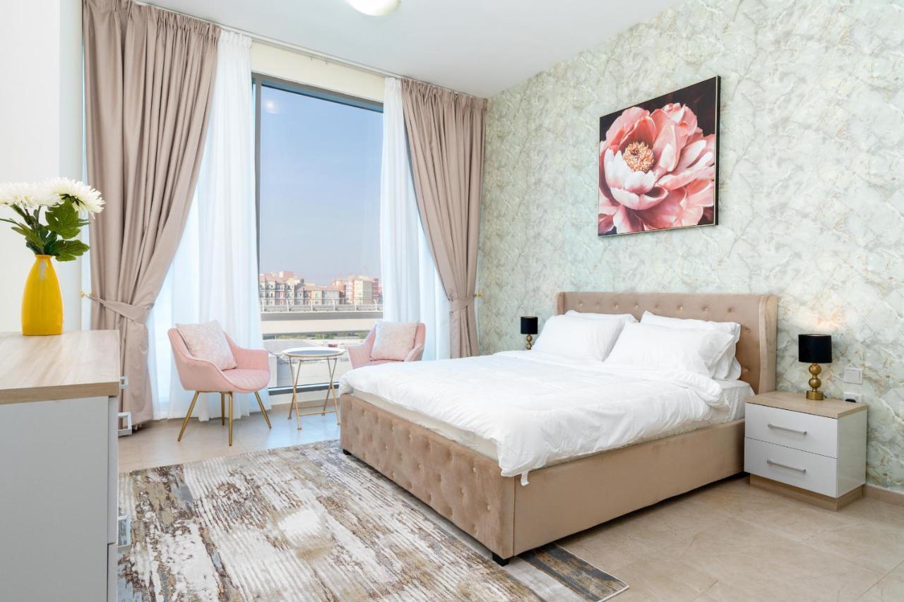 Apartment 403, Avenue Residences 1