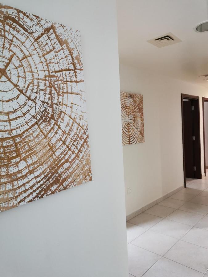 Serenity 3br Palm View In Marina Apartment