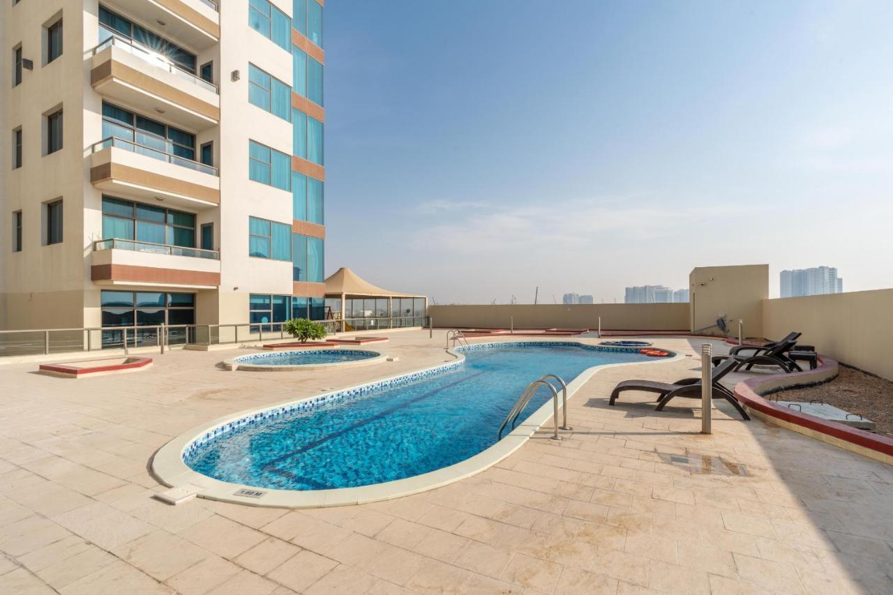 403, Avenue Residences 1 * Dubai