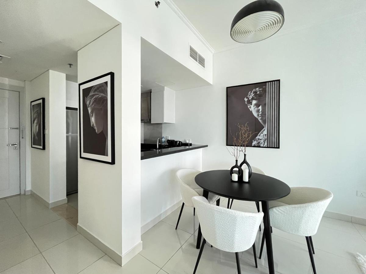 Trophy - Sparkling W Palm View With Direct Access To Marina Walk
