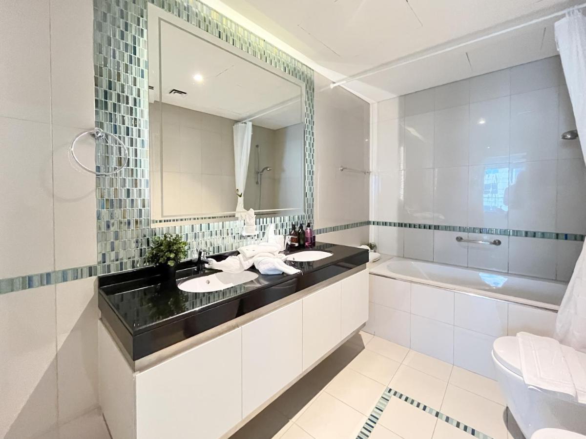 Trophy - Sparkling W Palm View With Direct Access To Marina Walk