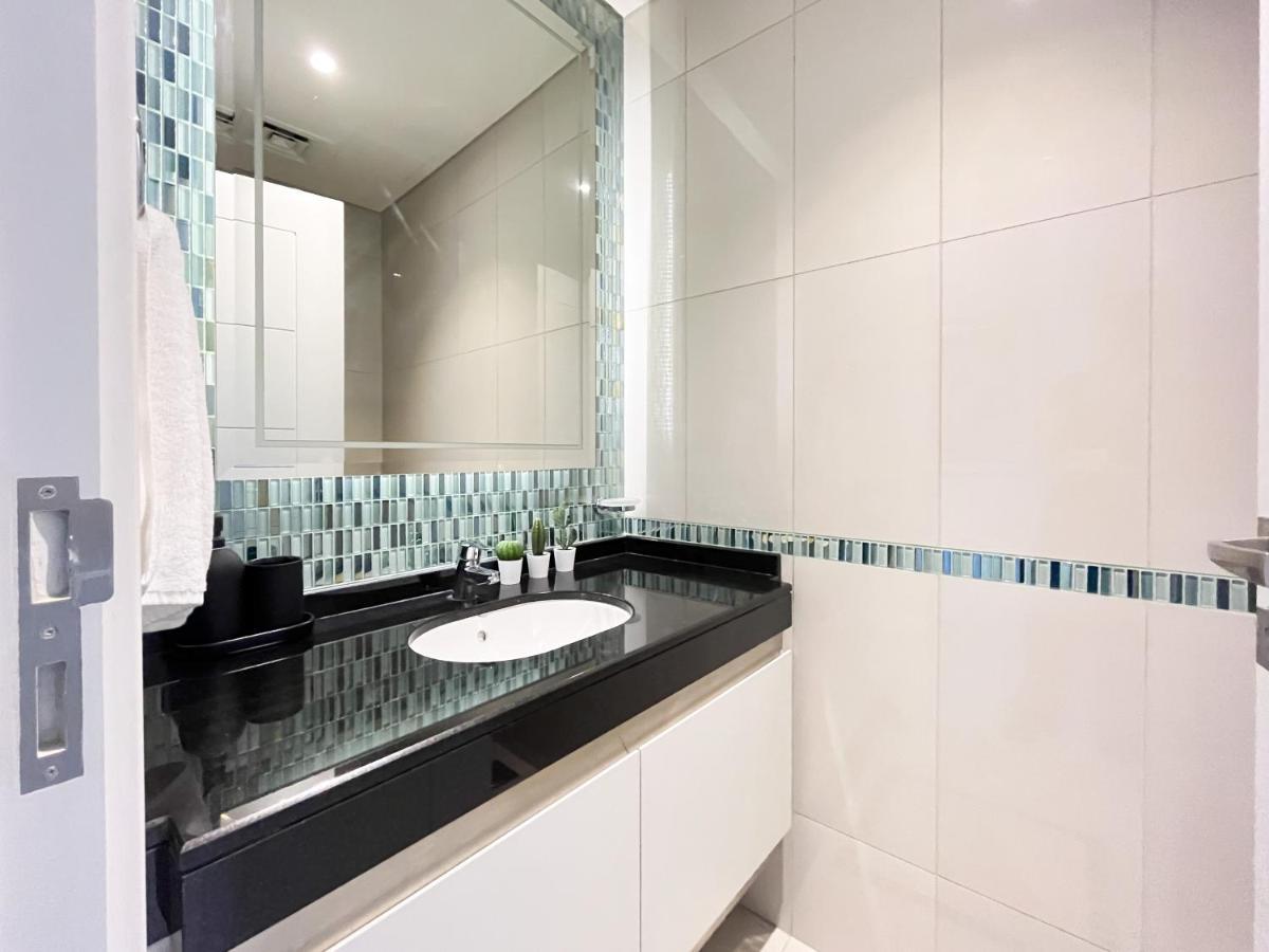 Apartment Trophy - Sparkling W Palm View With Direct Access To Marina Walk