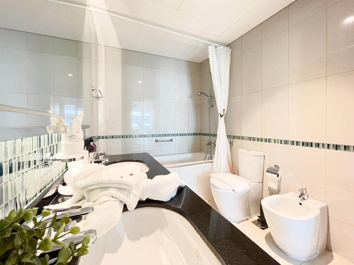 Apartment Trophy - Sparkling W Palm View With Direct Access To Marina Walk Dubai