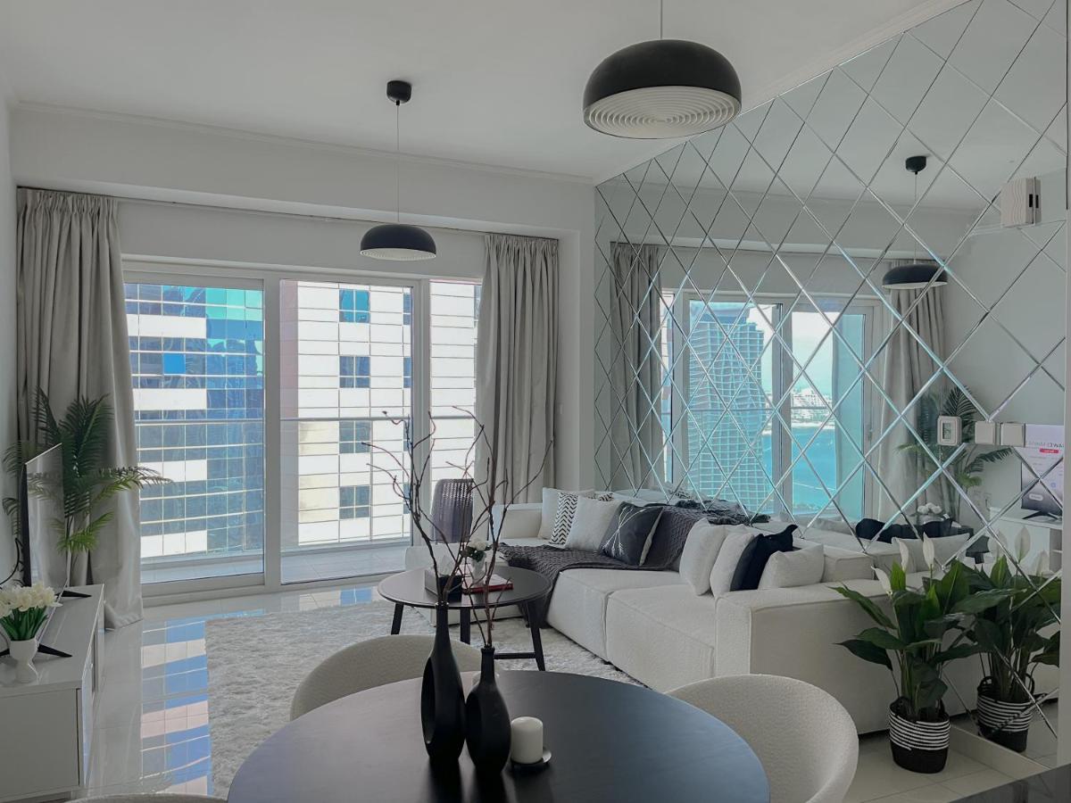 Apartment Trophy - Sparkling W Palm View With Direct Access To Marina Walk *