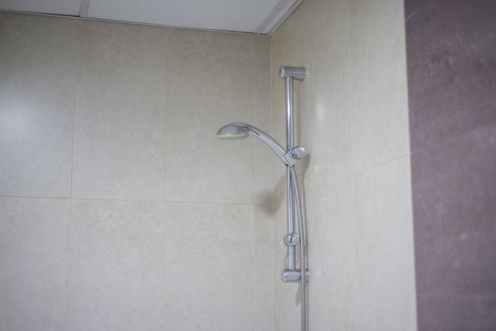 Elegant With Canal View And Close To Metro * Dubai