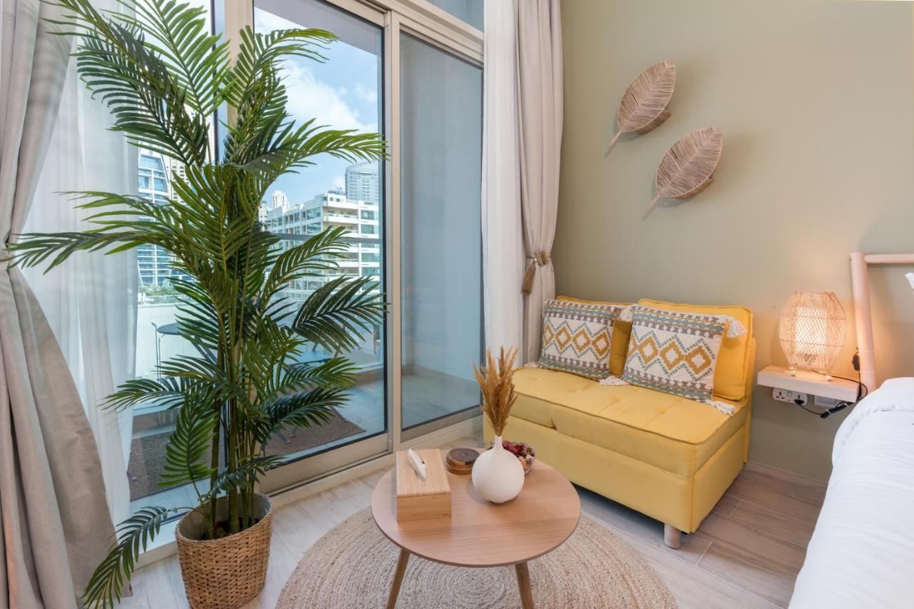 Apartment Stunning Marina View With Balcony