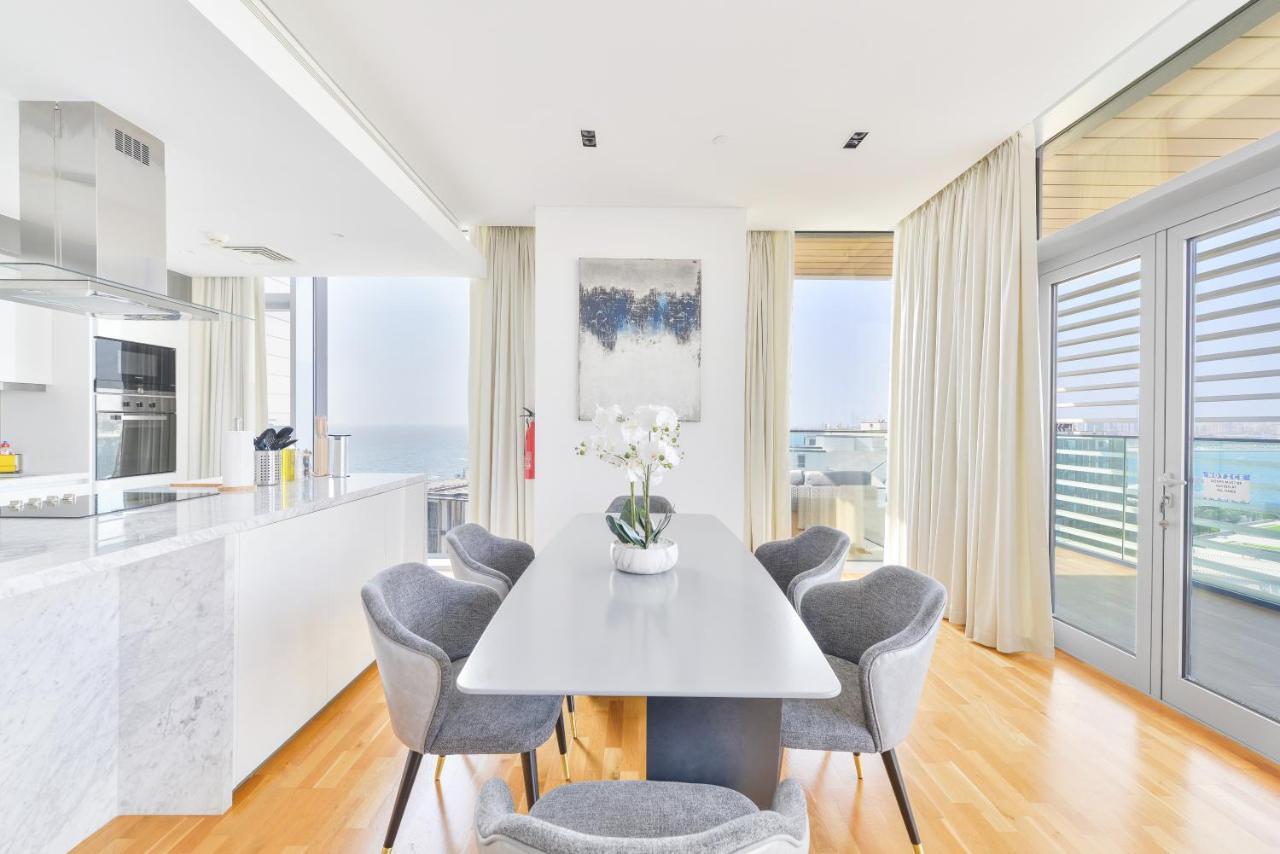 Apartment Boutique 3+ 1 Bedroom Apt Facing Ain