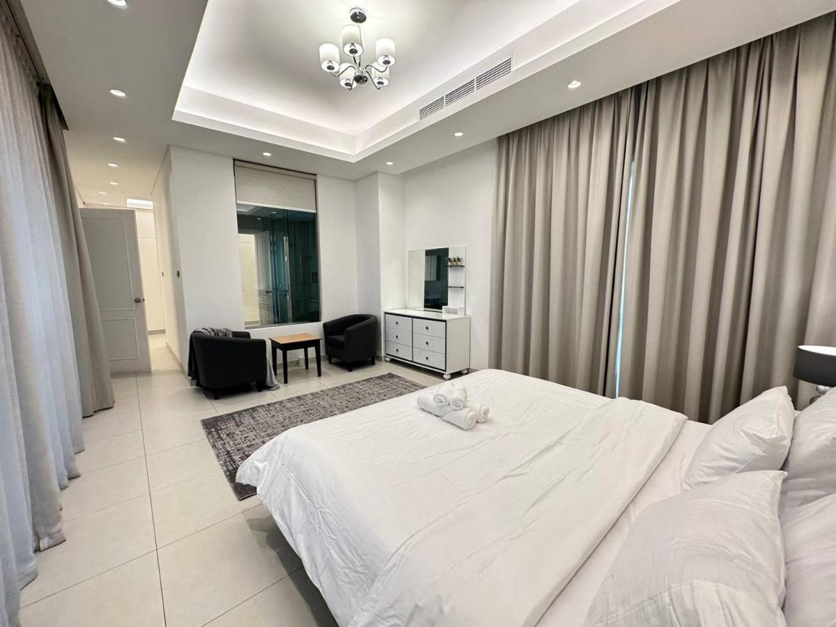Vip 5 Bedroom Private Pool Lift Luxury Villa *
