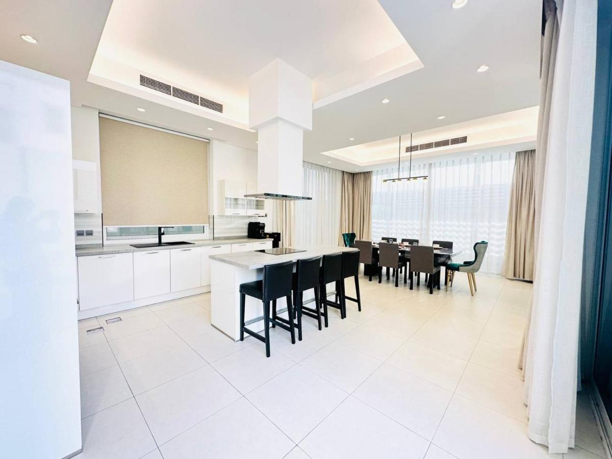 Vip 5 Bedroom Private Pool Lift Luxury Dubai