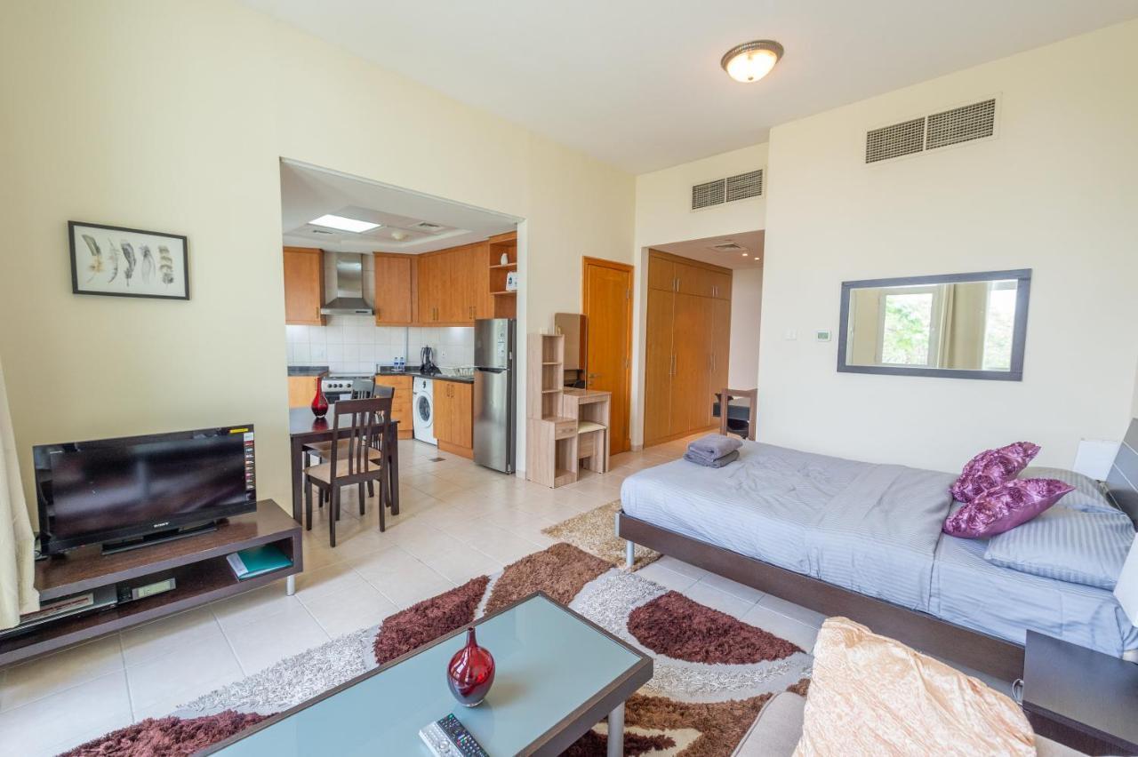 Luxury Escapes - Tranquil Retreat - Apts Near Metro And Mall - Discovery Gardens - Shar & Mcl Apartment