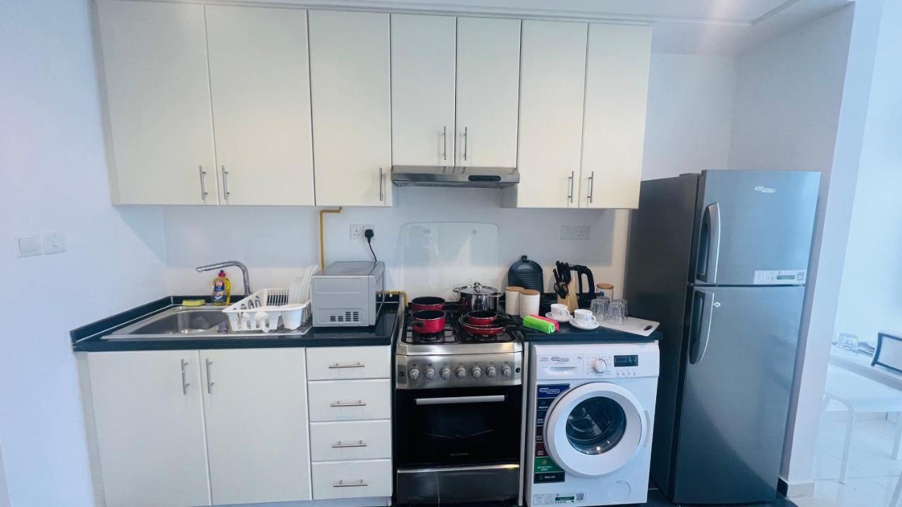 Newly Furnished Bright And Cozy - Damac Hills Apartment *