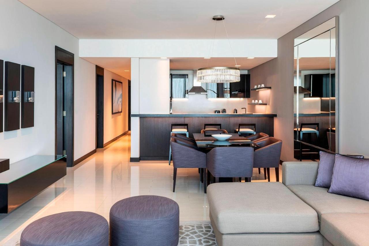 Sheraton Grand Hotel, 5* Dubai