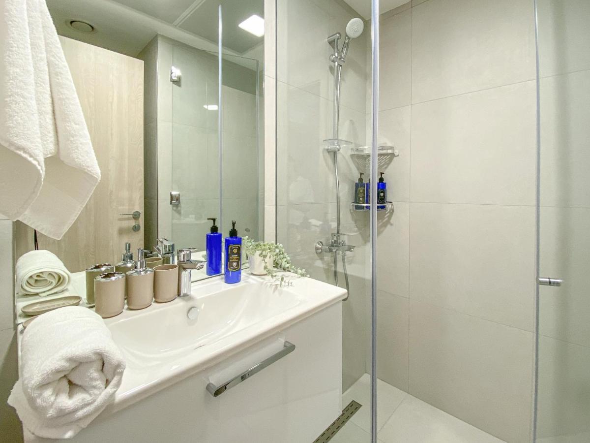 Trophy - Urban Escape Apartment *