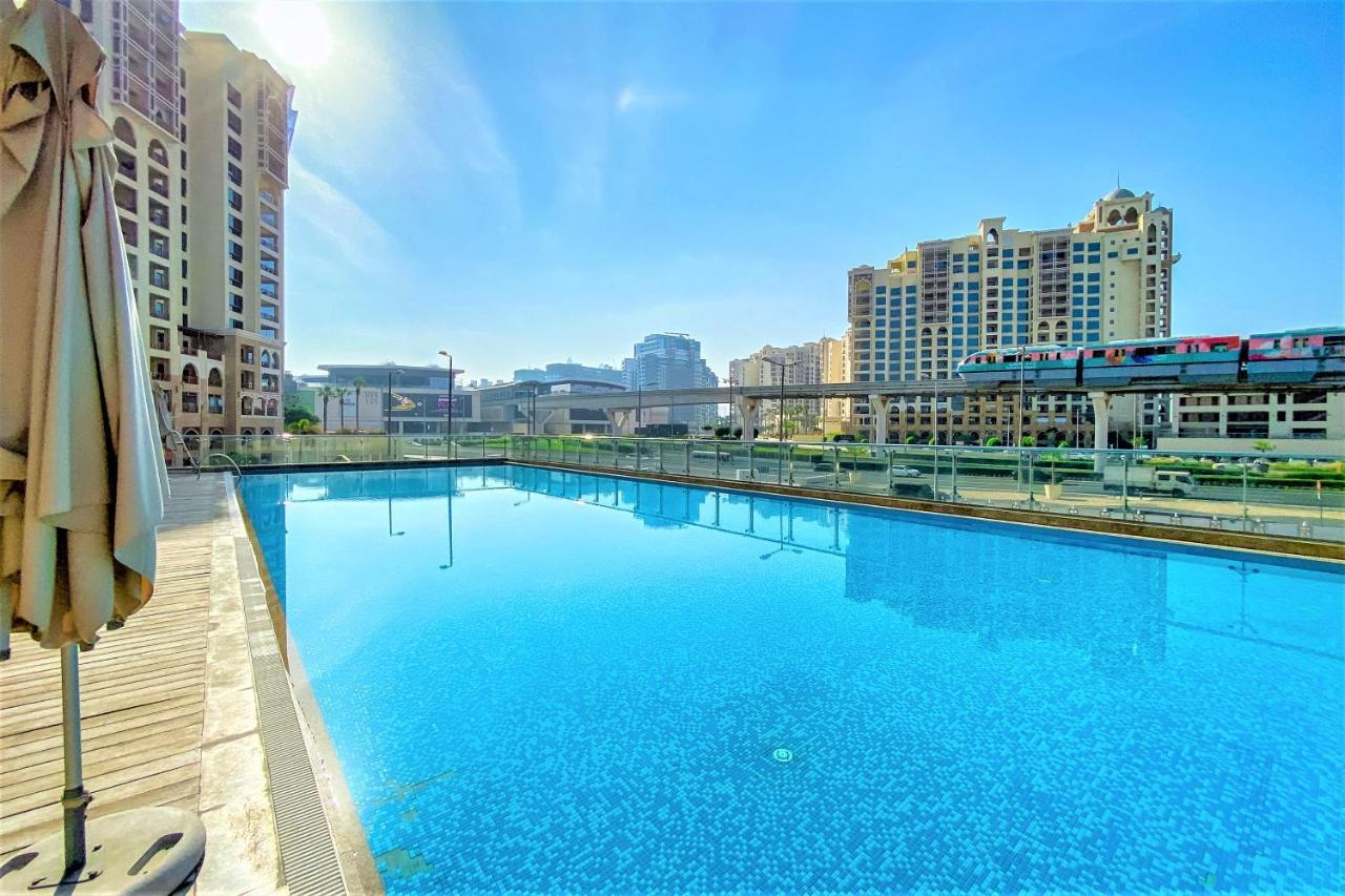 Gorgeous With Breath-taking Palm Views *