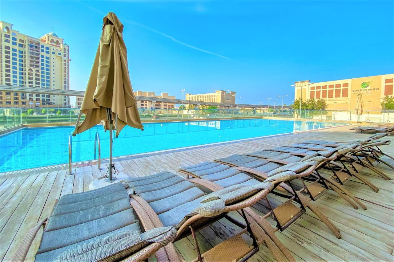 Apartment Gorgeous With Breath-taking Palm Views