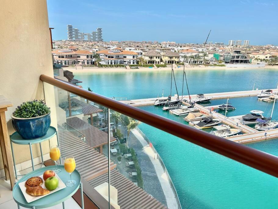 Gorgeous With Breath-taking Palm Views Apartment Dubai