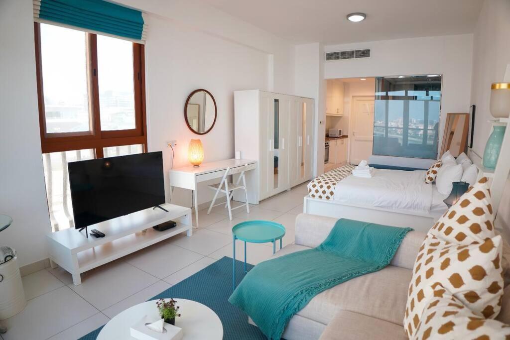Apartment Gorgeous With Breath-taking Palm Views Dubai