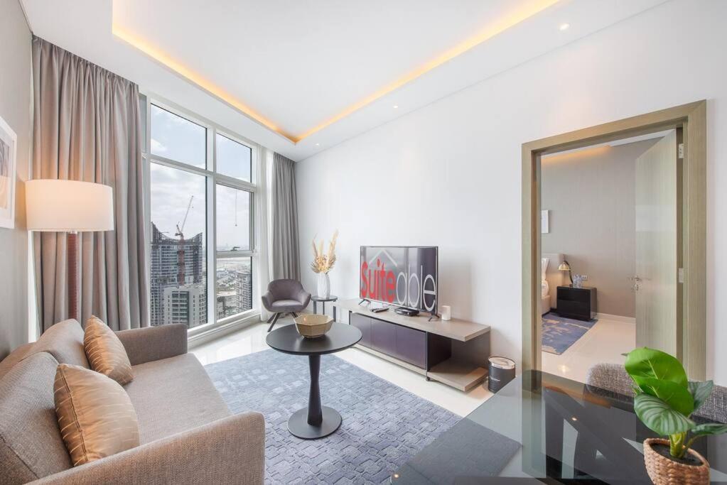 Upscale 1 Bed In Business Bay-suiteable