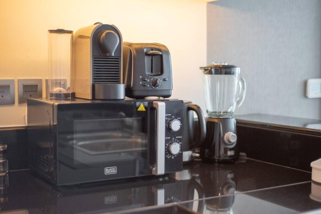 Upscale 1 Bed In Business Bay-suiteable Dubai