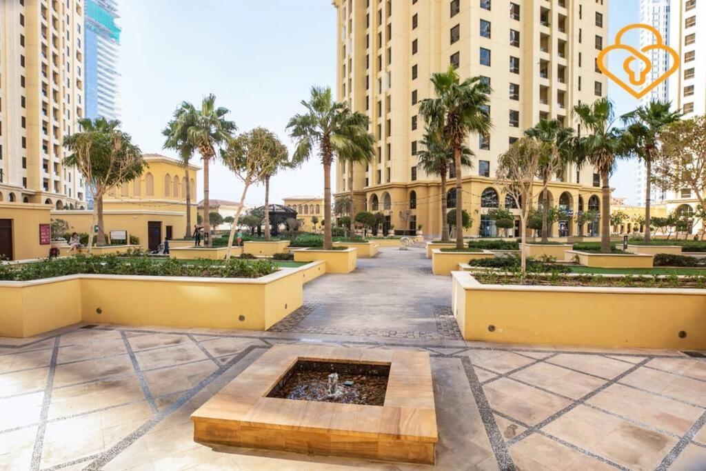 Apartment Keysplease Minutes To Murjan 3 49a, Jbr