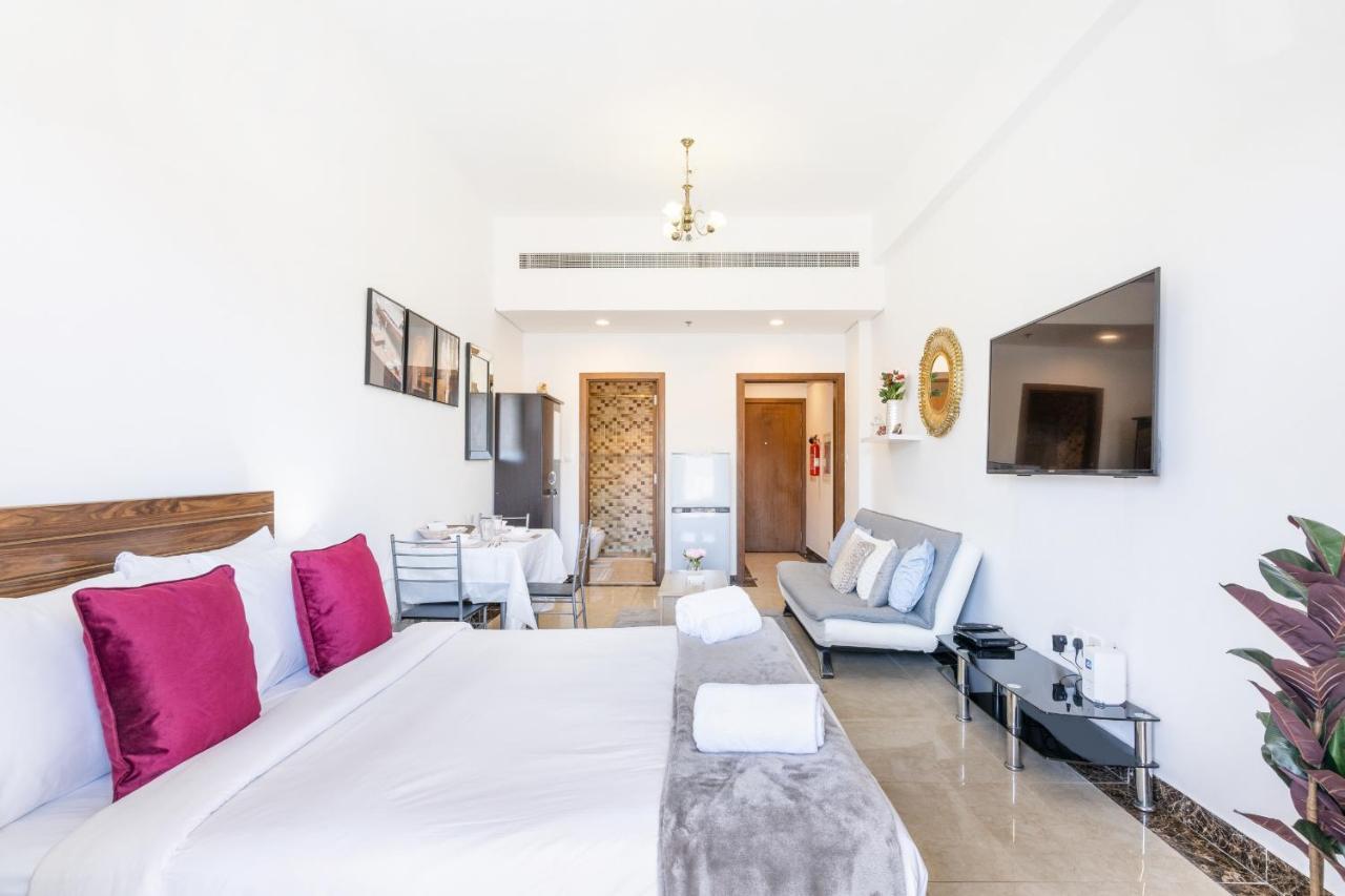 Lower Floor With A Sofa Bed In Jvc - Allsopp&allsopp Apartment *