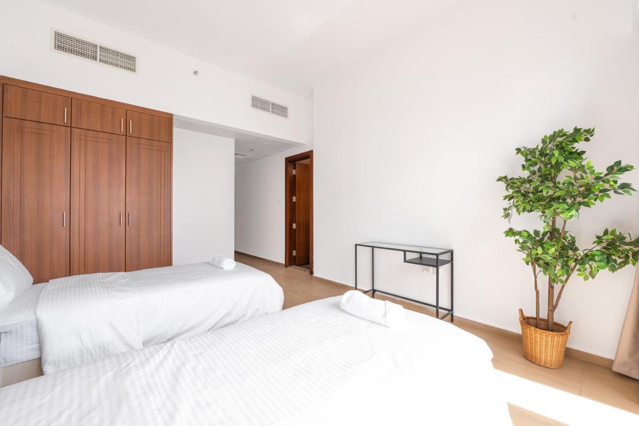 Apartment Residences At Elite Sports City Dubai