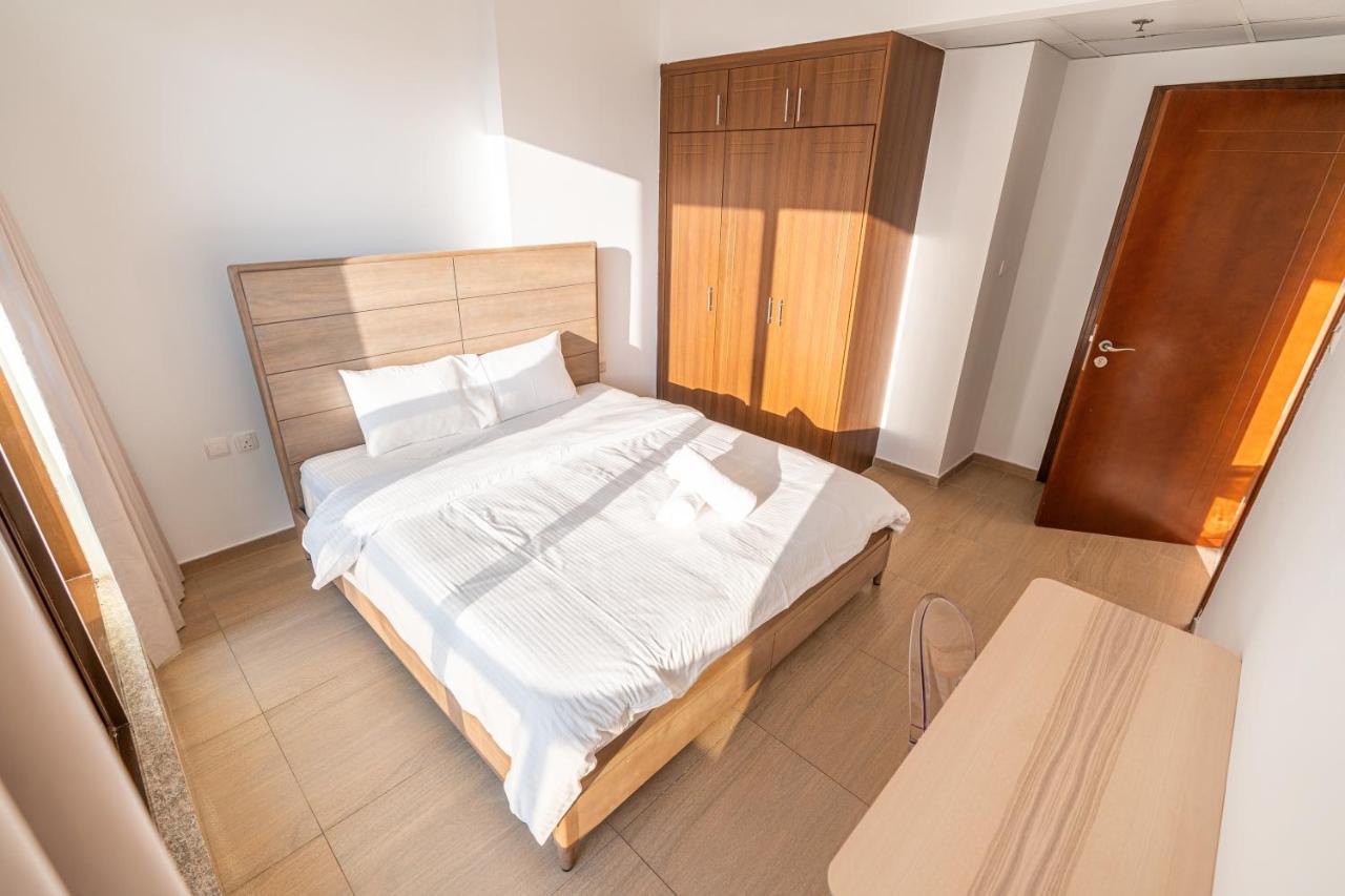 Apartment Residences At Elite Sports City Dubai