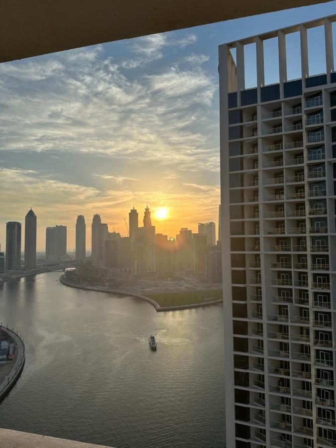 Burj View And Canal View
