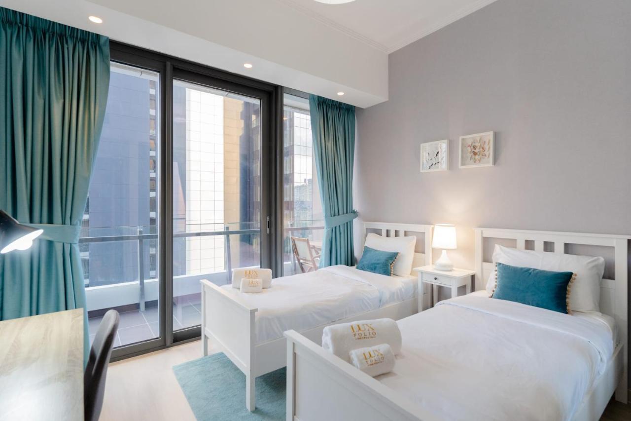 Luxfolio Retreats - Sweeping Marina View Apartment *