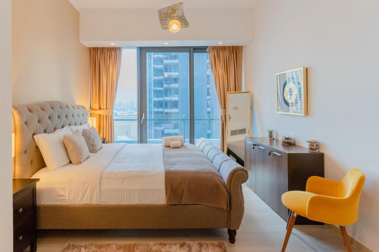 Luxfolio Retreats - Sweeping Marina View Apartment Dubai