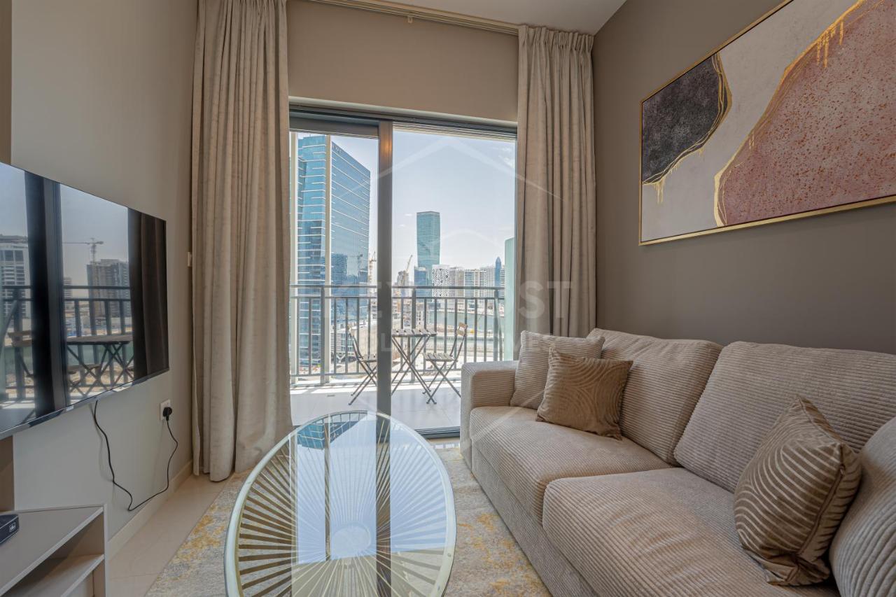 Keyhost - Damac Zada Tower - Brand New 1br With Canal View In Business Bay Apartment