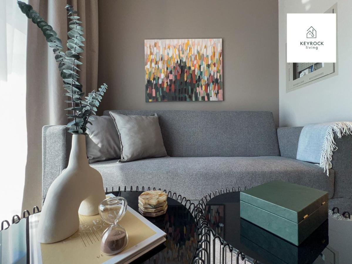 Keyrock Living - 1 Bedroom - Business Bay - Near Metro Station - Zada Tower Apartment