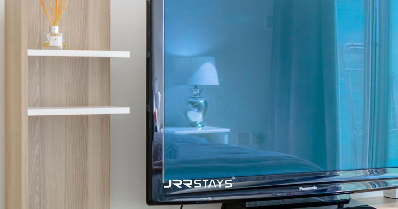 Contemporary Studio In Jvc - Panoramic City Views Apartment *