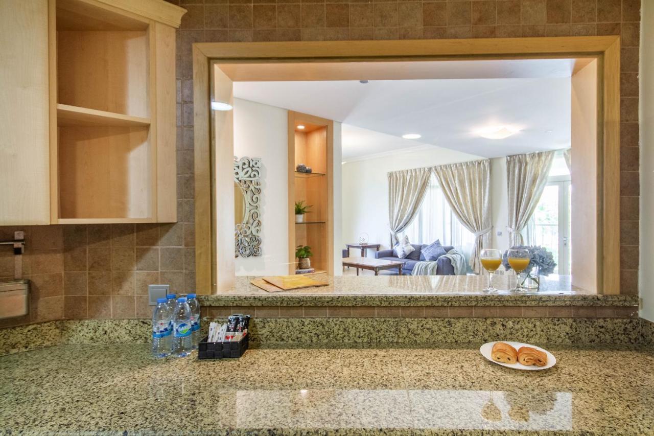 Bespoke Homes - Shoreline Al Nabat Apartment Dubai
