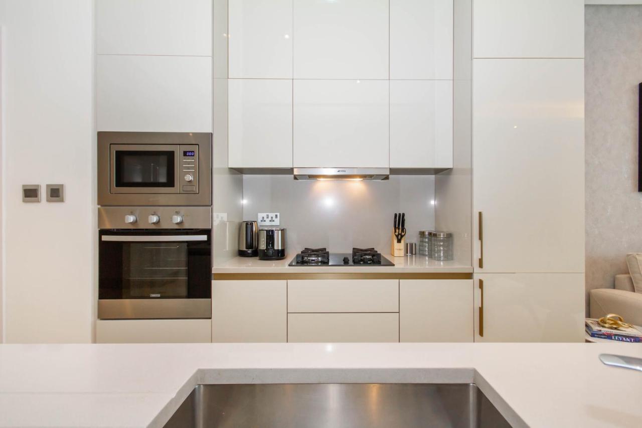Apartment Bespoke Homes - Palm Jumeirah- 2 Bedroom Sea View With Pool & Access, The 8 *