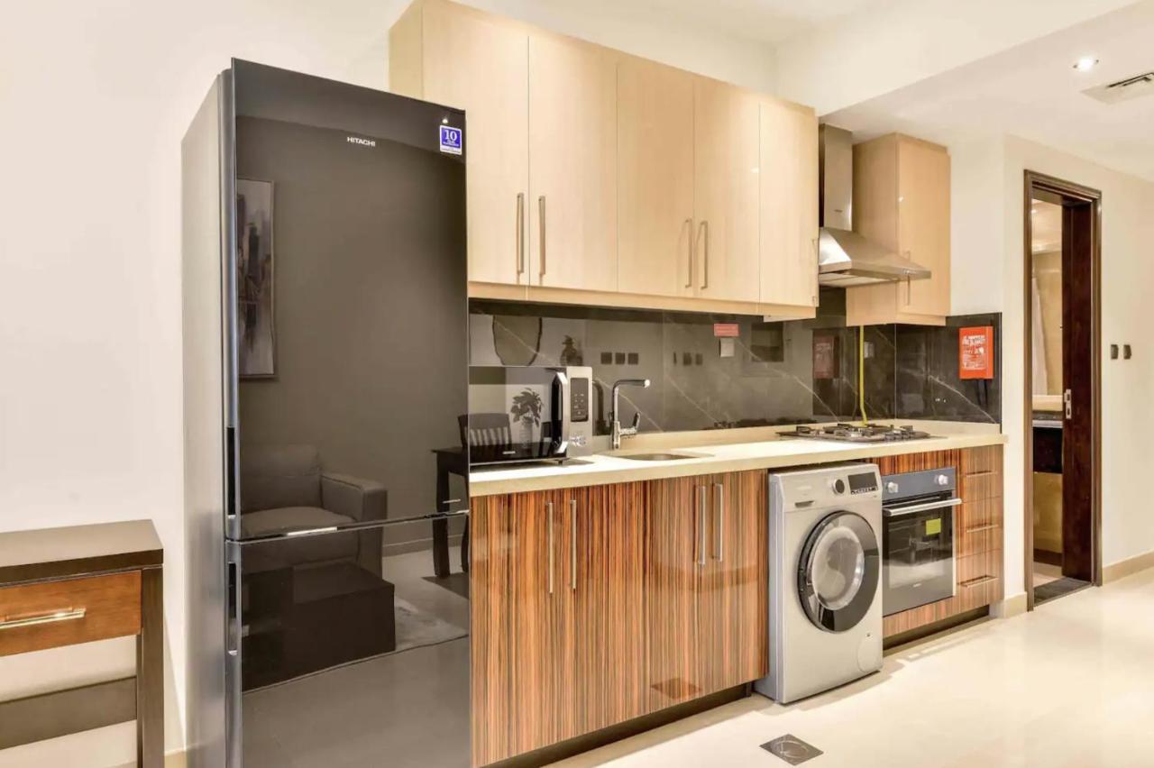 Apartment Residences At Elite Downtown
