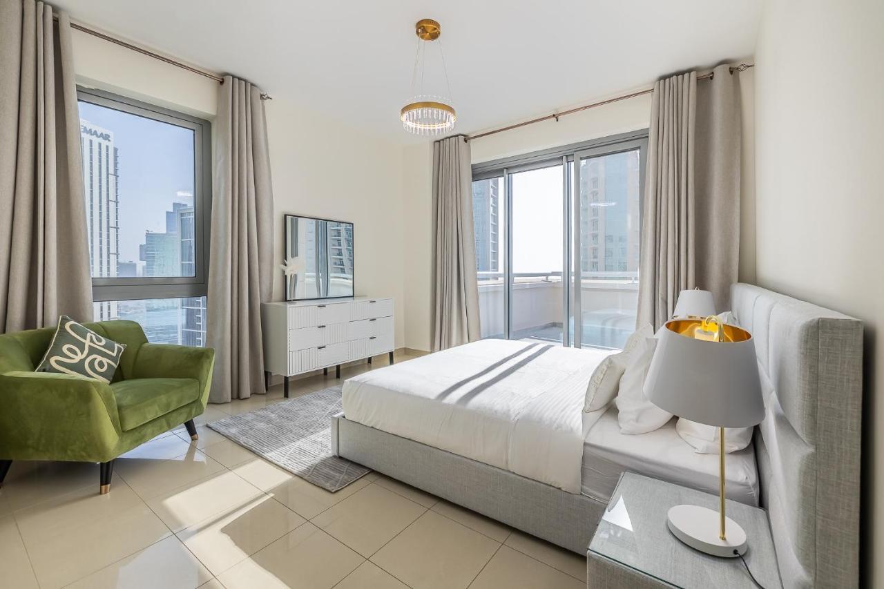 Apartment Cozy 3bdr In Downtown I Standpoint Tower Dubai