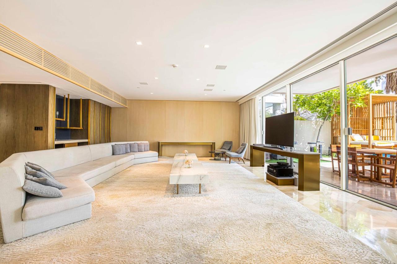 Apartment Five Palm 3-bedroom With Private Pool *